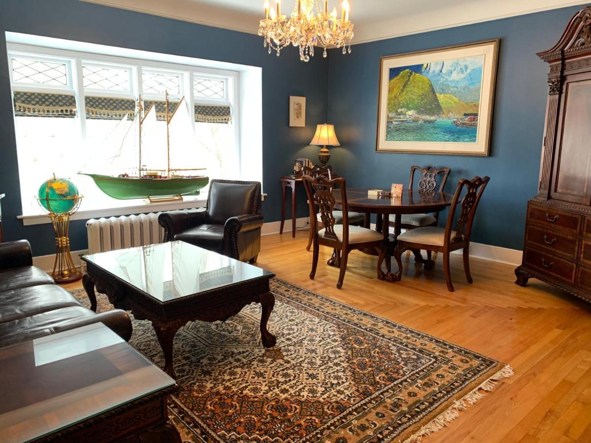 Monroe House Executive Guest Suites Сент Джонс Екстериор снимка