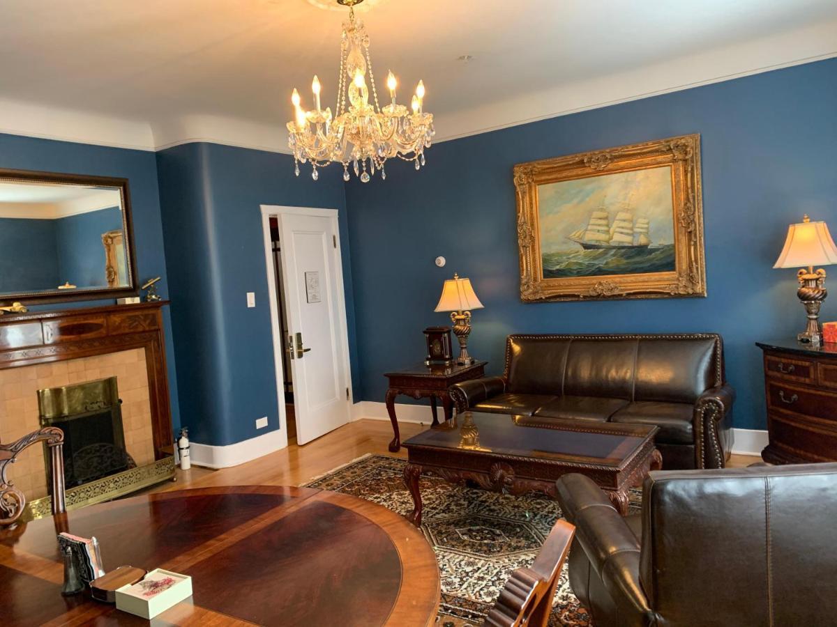 Monroe House Executive Guest Suites Сент Джонс Екстериор снимка