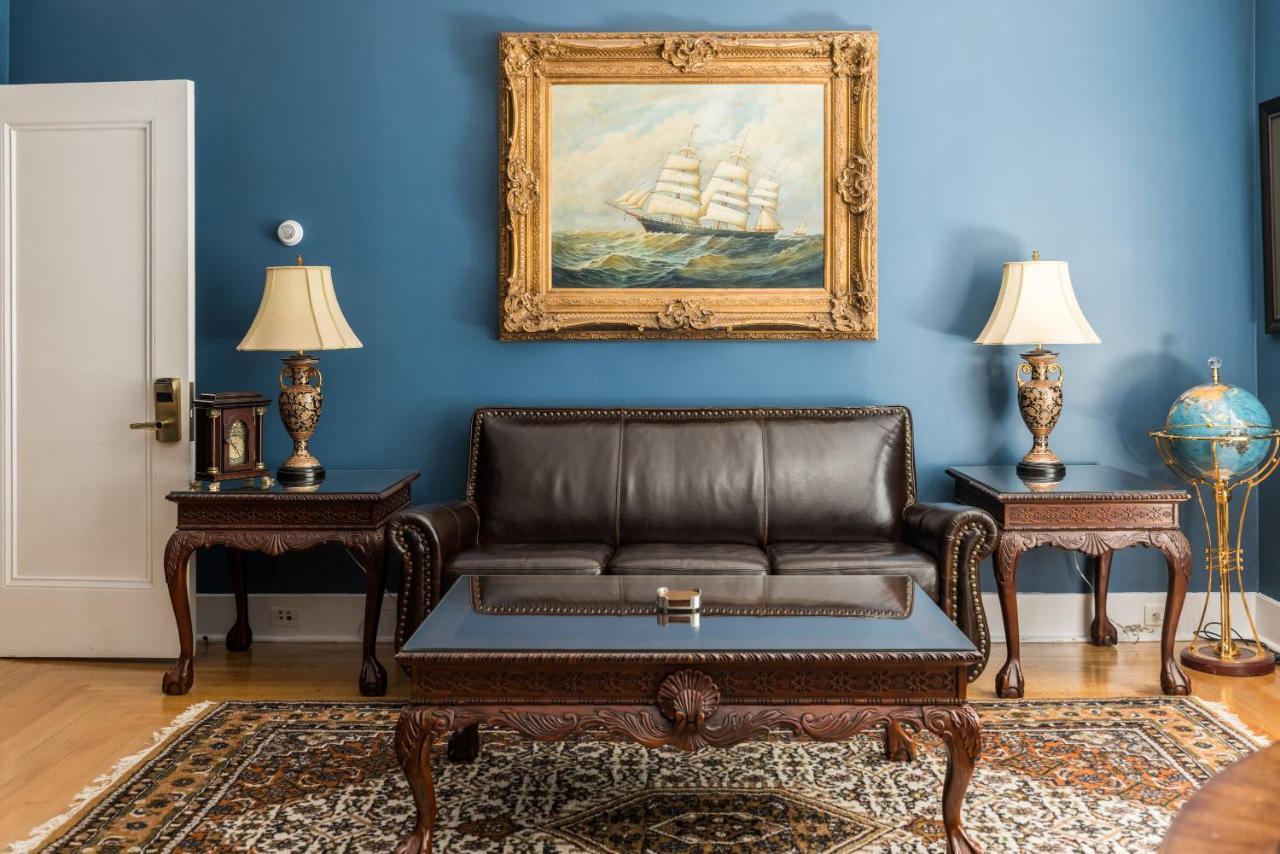 Monroe House Executive Guest Suites Сент Джонс Екстериор снимка